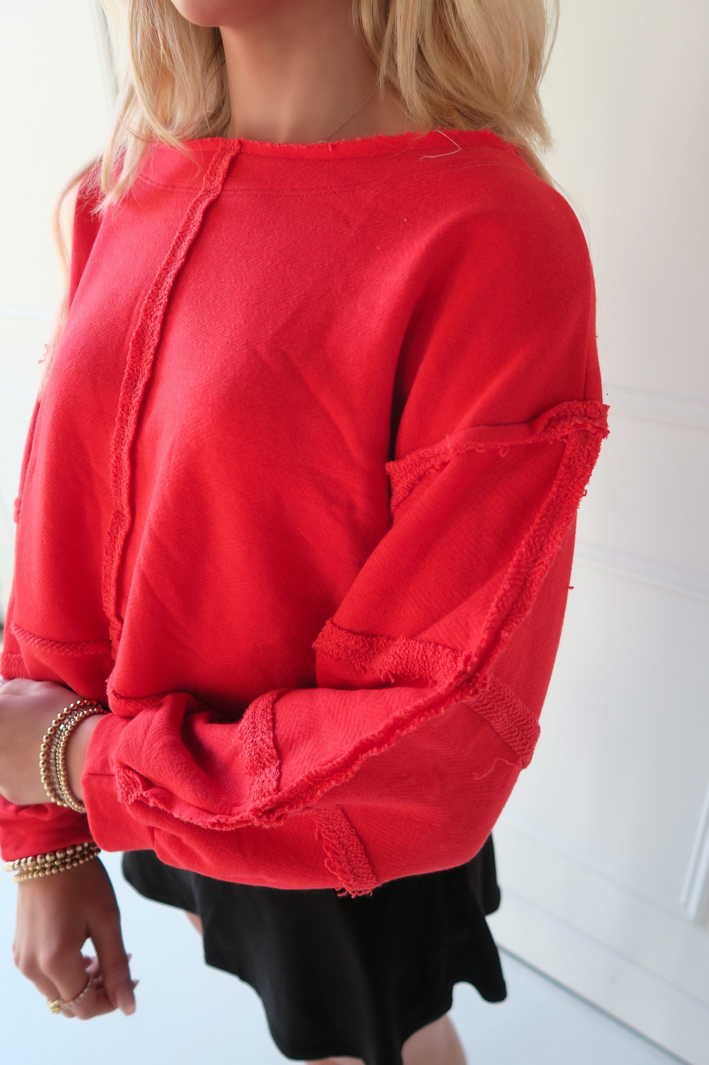 THE CROPPED CREWNECK